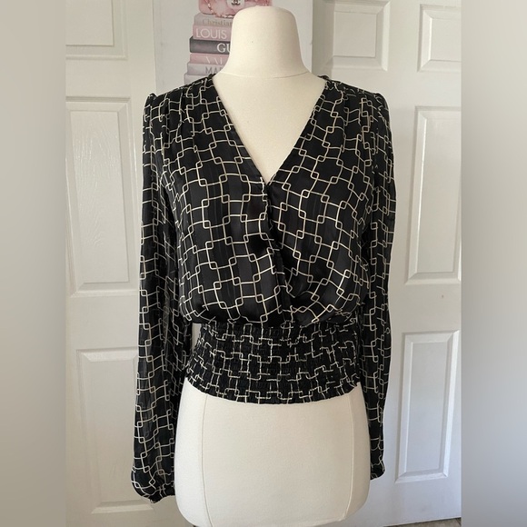 HAVER LONDON Black/Gold Geo Chains VNeck Elastic Cuffs Ruched Waist Blouse - Picture 2 of 7